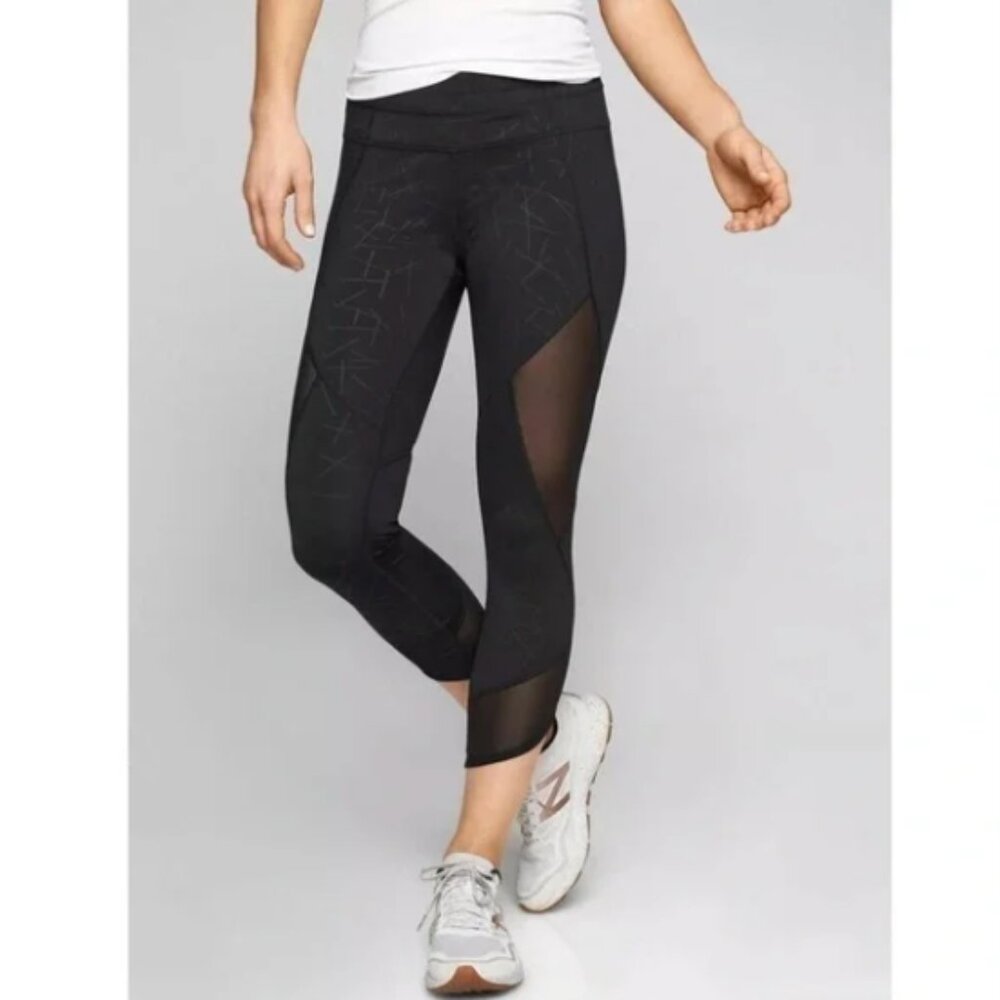 Athleta - Aura Sonar Black Mesh Capri Leggings